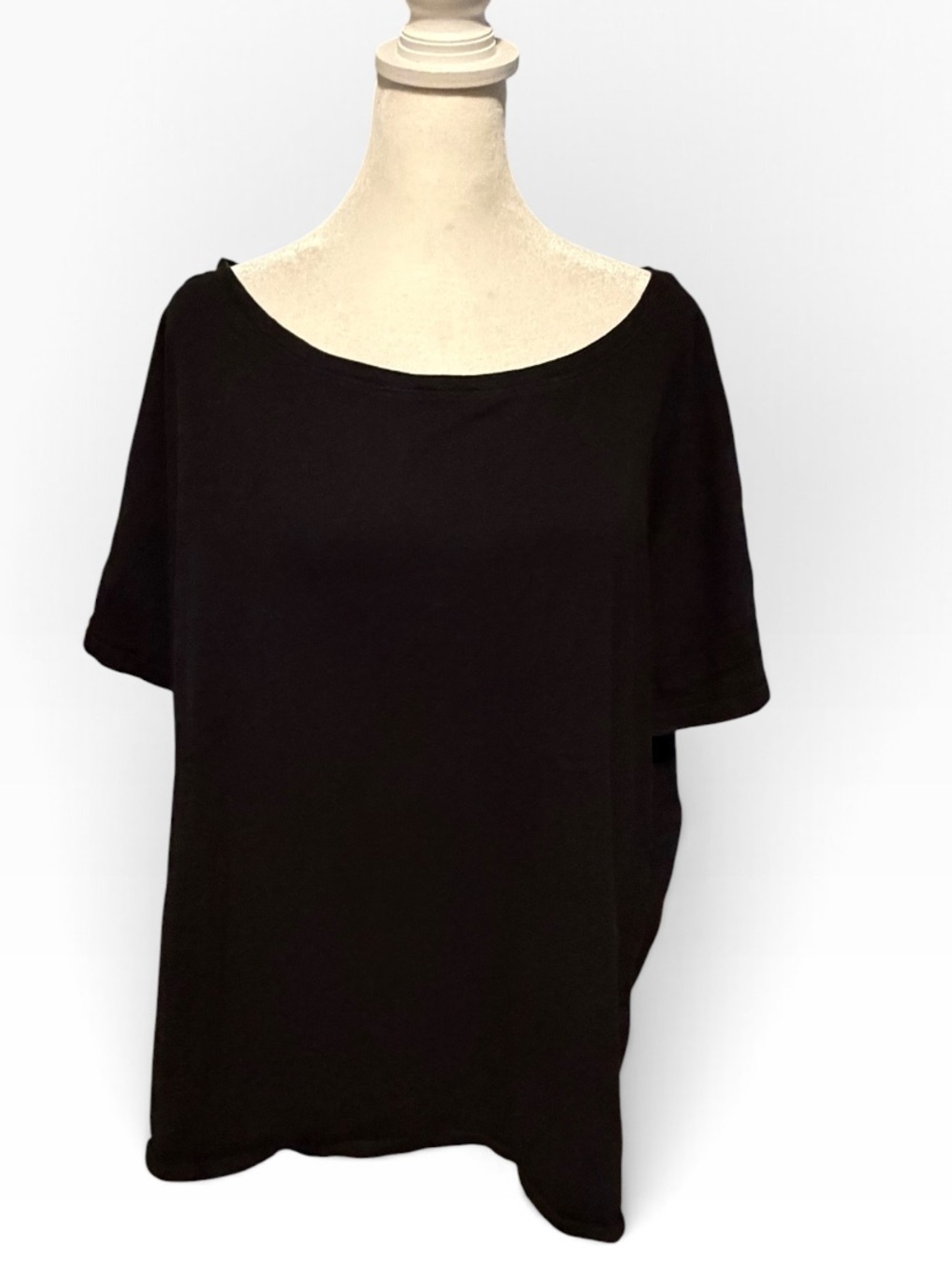 Eileen Fisher bateau neck black short sleeve cotton tee shirt. Size XL. GUC